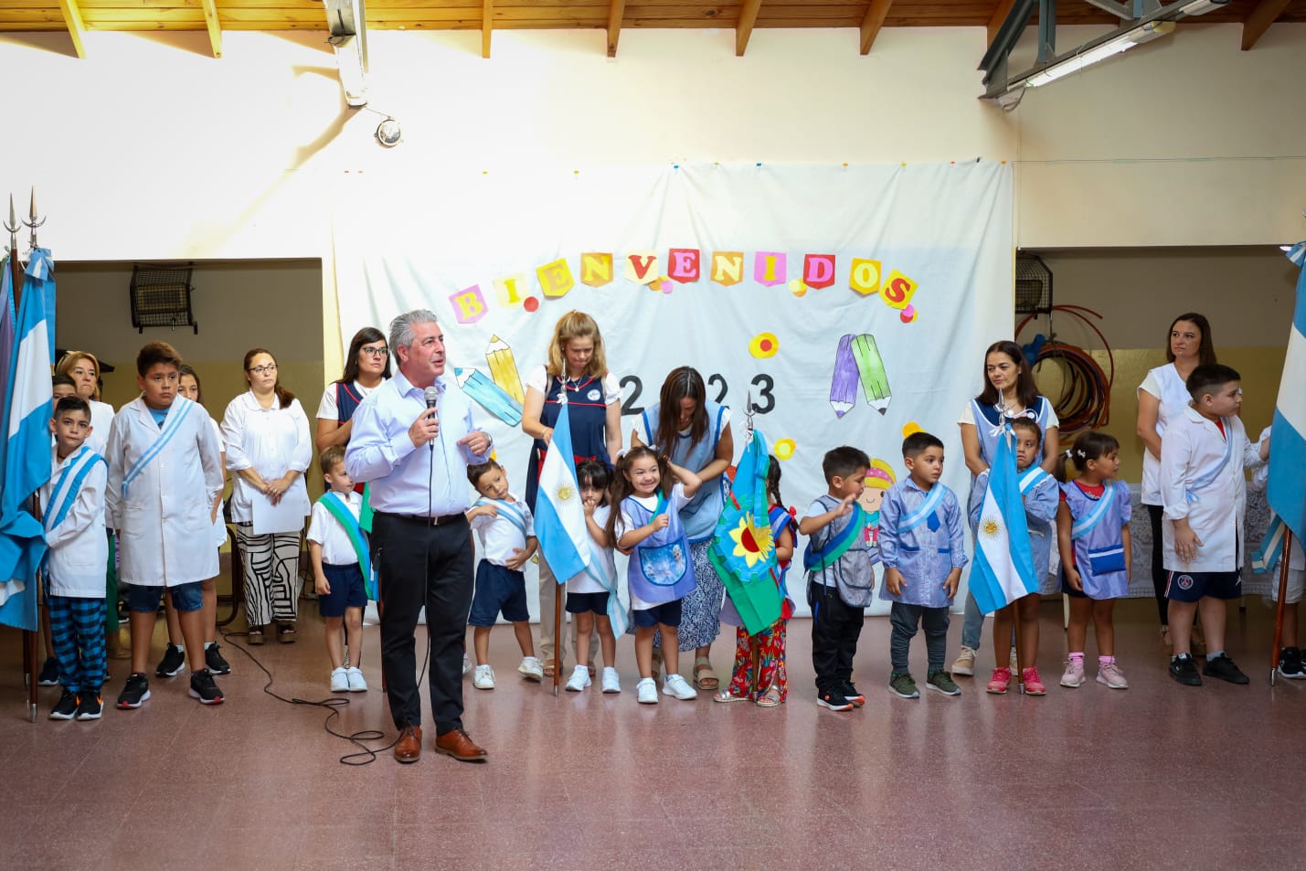 El Intendente participó del acto de inicio de clases en la EP 41