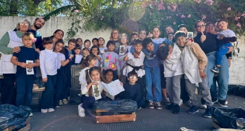 Educaci&oacute;n ambiental: alumnos de El Socorro construyeron composteras