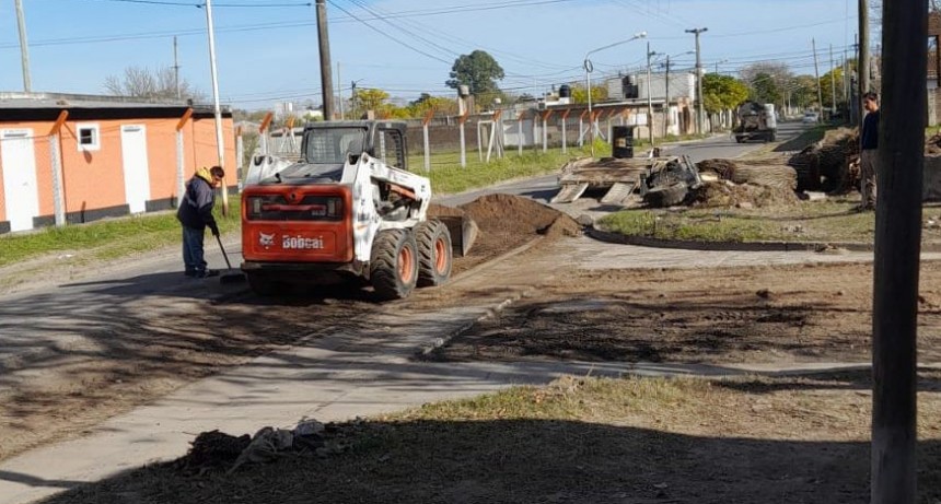 Importante bacheo en los Barrios José Hernández y Malvinas
