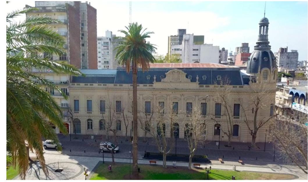 Paritarias 2025: Hubo acuerdo entre el Ejecutivo y los gremios para los meses de mayo y junio