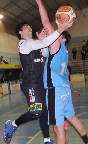 Juventud estiró la serie a un tercer partido