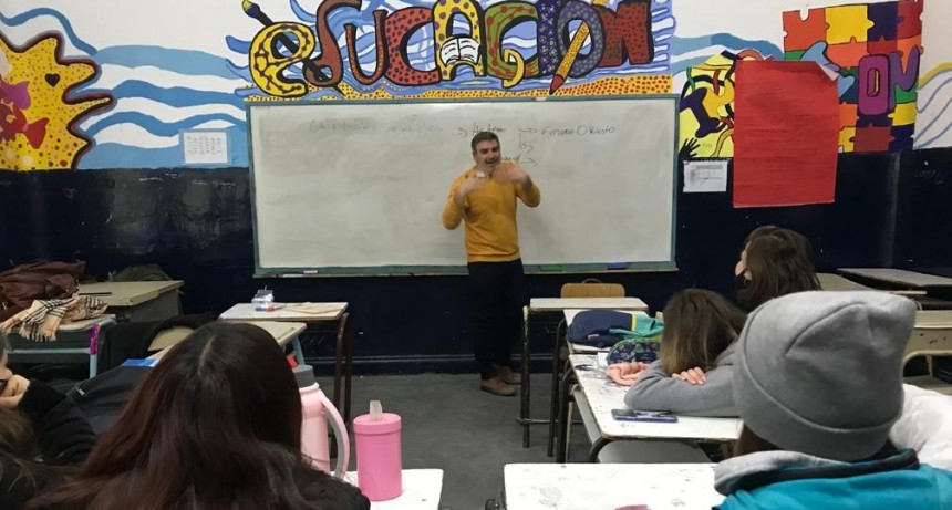 El Área de Diversidad promociona los derechos de la Comunidad LGBT en las escuelas