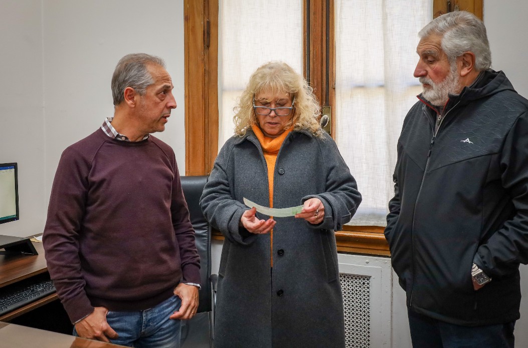 La Municipalidad complet&oacute; la entrega de 50 millones de pesos a Bomberos Voluntarios