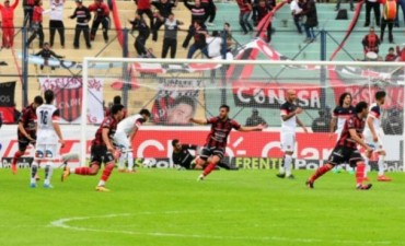 Douglas perdió con San Lorenzo por la Copa Argentina