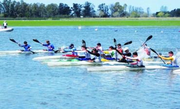 El Club Náutico presente en Las Flores 