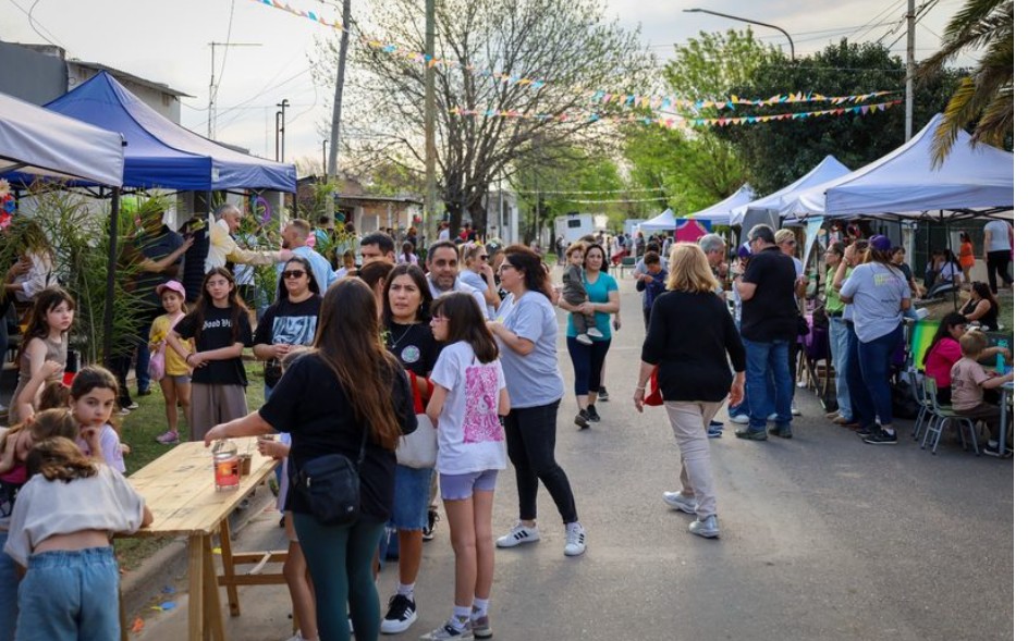 La Muni en tu Barrio celebr&oacute; la llegada de la primavera en barrio Belgrano