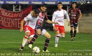 Douglas logró un buen empate ante Argentinos Juniors