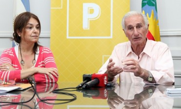 Intensa campaña de prevención del dengue en el Cementerio
